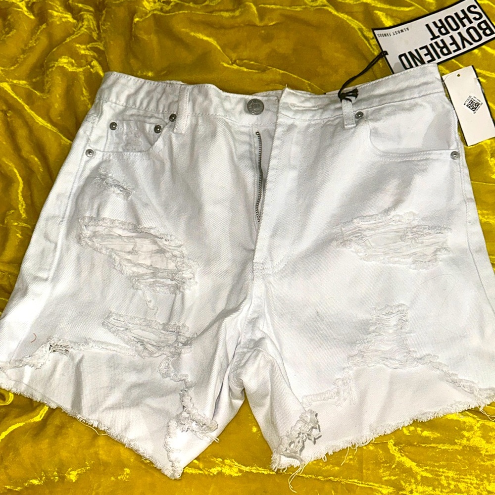 Almost famous boyfriend, short